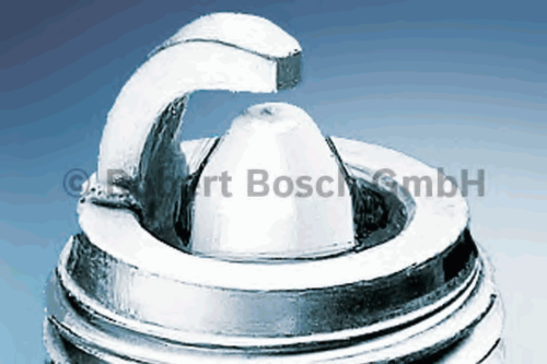 BOSCH 0242229557 Свеча зажигания! Mazda 323/B2200 1.6-2.2, Mitsubishi Pajero 2.6 86-00