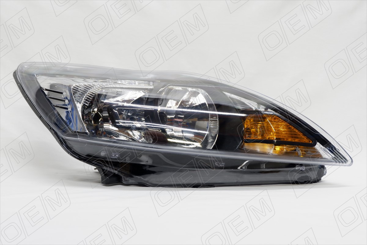 OEM OEM0106FR Фара правая Ford Focus 2 2008-2011, галоген, черная